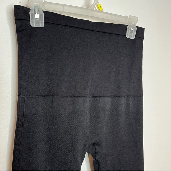 SPANX Look At Me Now Seamless High Waist Legging - Picture 4 of 11